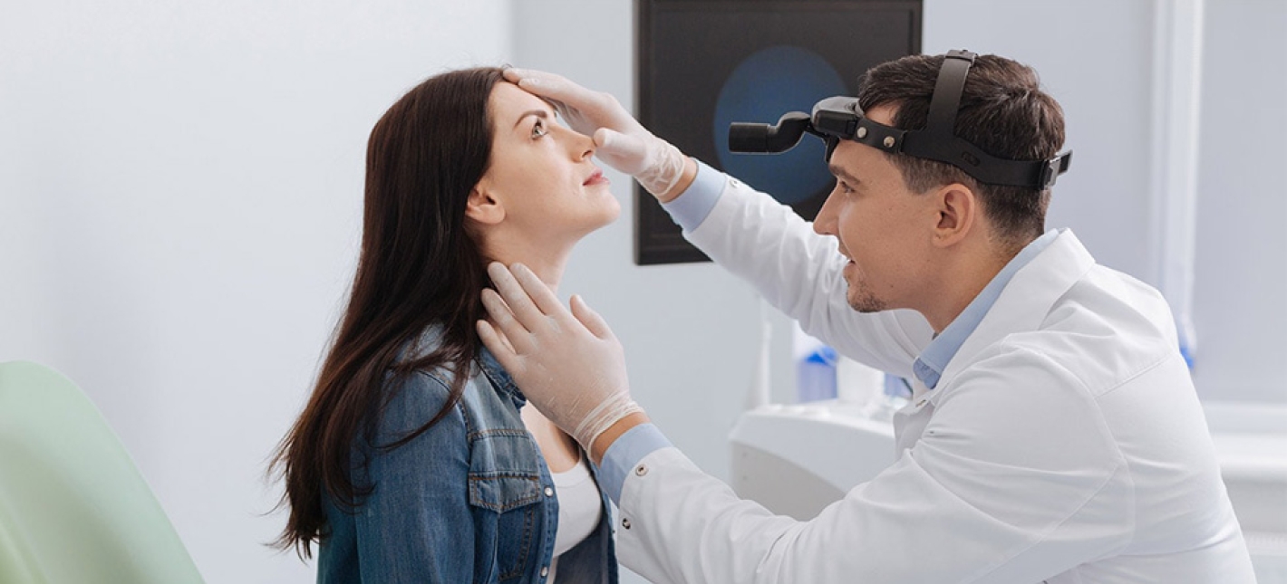 Консультация оториноларинголога (лора)